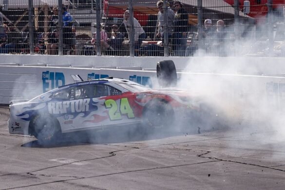 Chefe de equipe de William Byron detalha incidente com roda deslocada no Brasil.