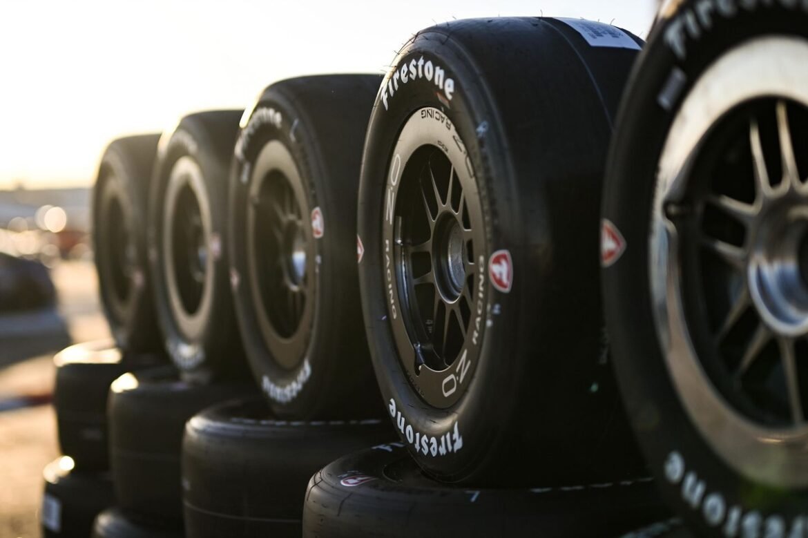 Debut da Markham na IndyCar adiado devido a obras inacabadas na pista