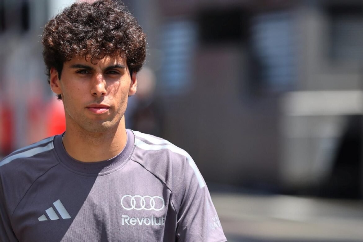 Fãs de F1 no Brasil elogiam a aparição sinceramente honesta de Gabriel Bortoleto como "Princesa do Passageiro"