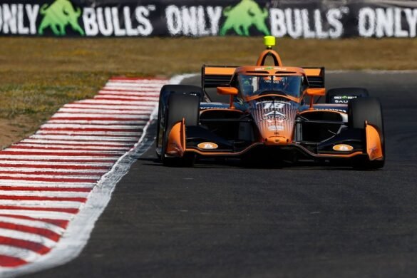 Felix Rosenqvist conquista a pole no IndyCar de Portland, superando Alex Palou por 0,018s.