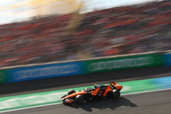 George Russell se destaca na corrida sprint enquanto Kimi Antonelli fica de fora do pódio.