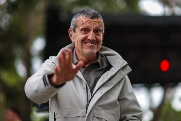 Guenther Steiner "não descartaria" um evento duplo de F1 e MotoGP nos próximos cinco anos.