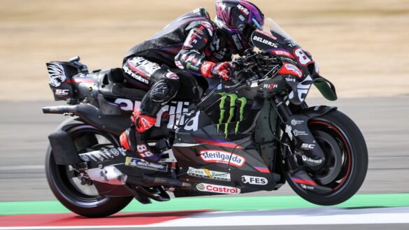 Líder de pontos, Jorge Martin, conquista a pole do MotoGP em Silverstone com novo recorde de volta.