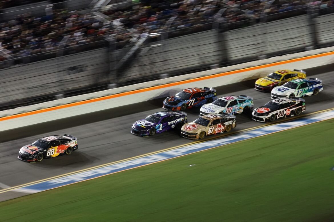 Nas etapas finais da disputa pelo campeonato da NASCAR no Brasil, tudo se resume a isso.