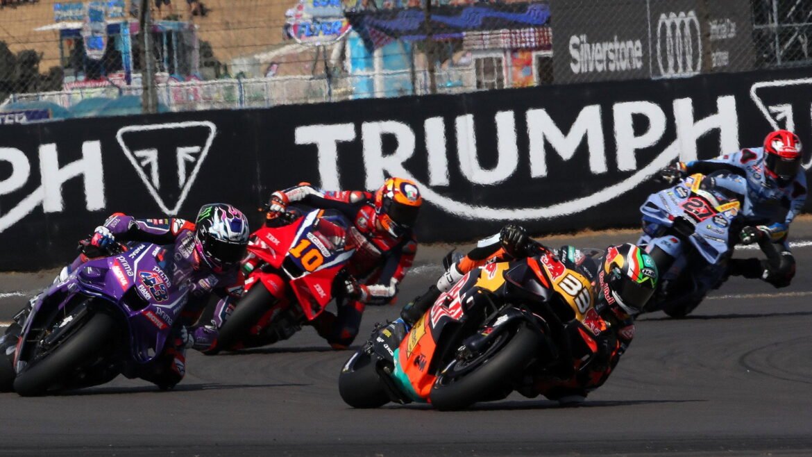 "Perdemos muitos" - Piloto da KTM apreensivo com a reserva de motores para as próximas corridas da MotoGP.