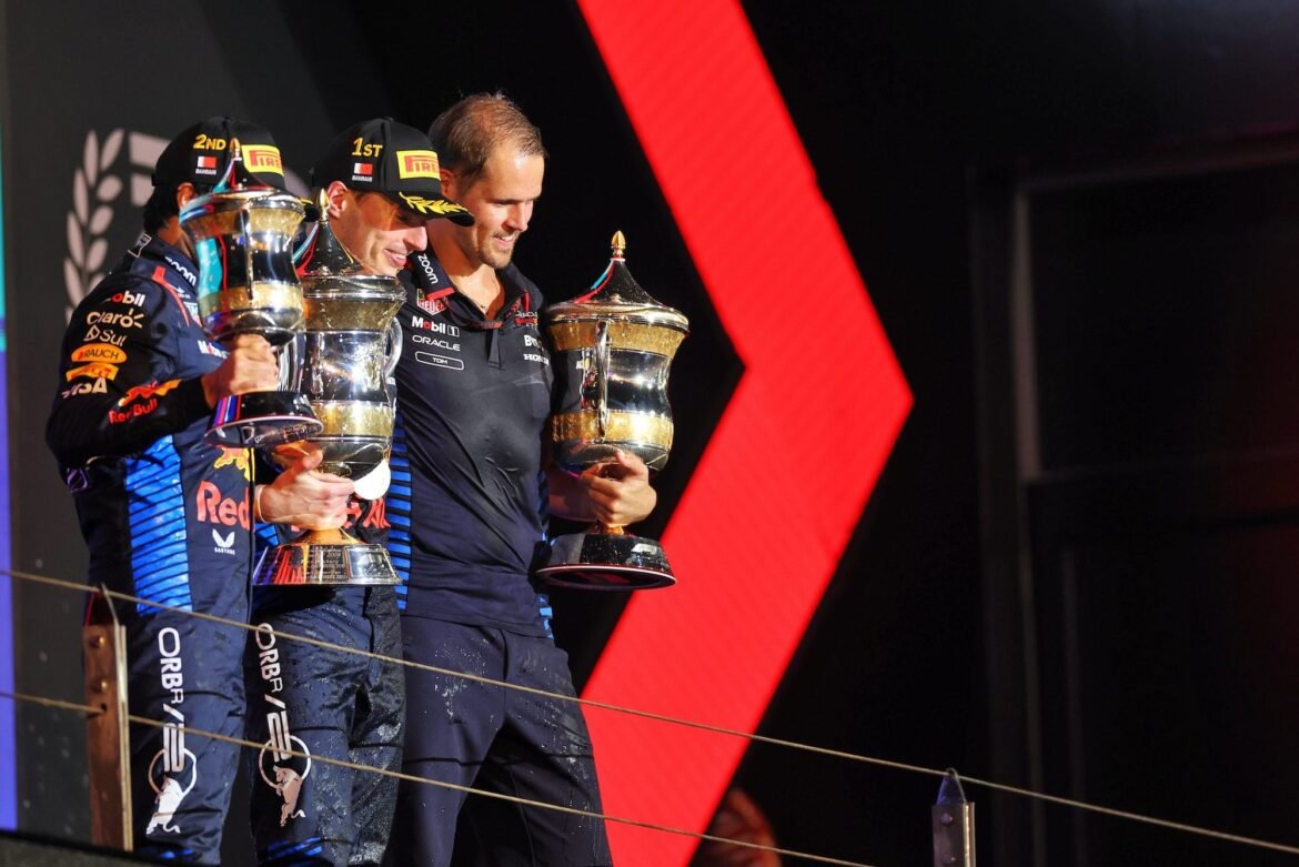 Red Bull escolhe novo companheiro de Verstappen no lugar de Lambiase