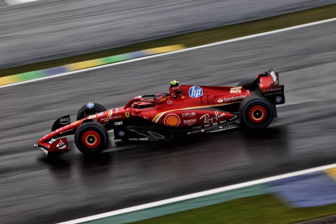 Sainz compartilha detalhes que o surpreenderam na Ferrari.