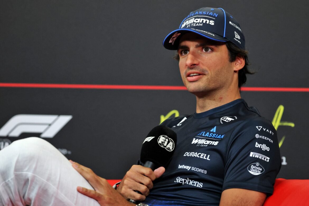 Sainz decidirá seu futuro na Williams durante a pausa.
