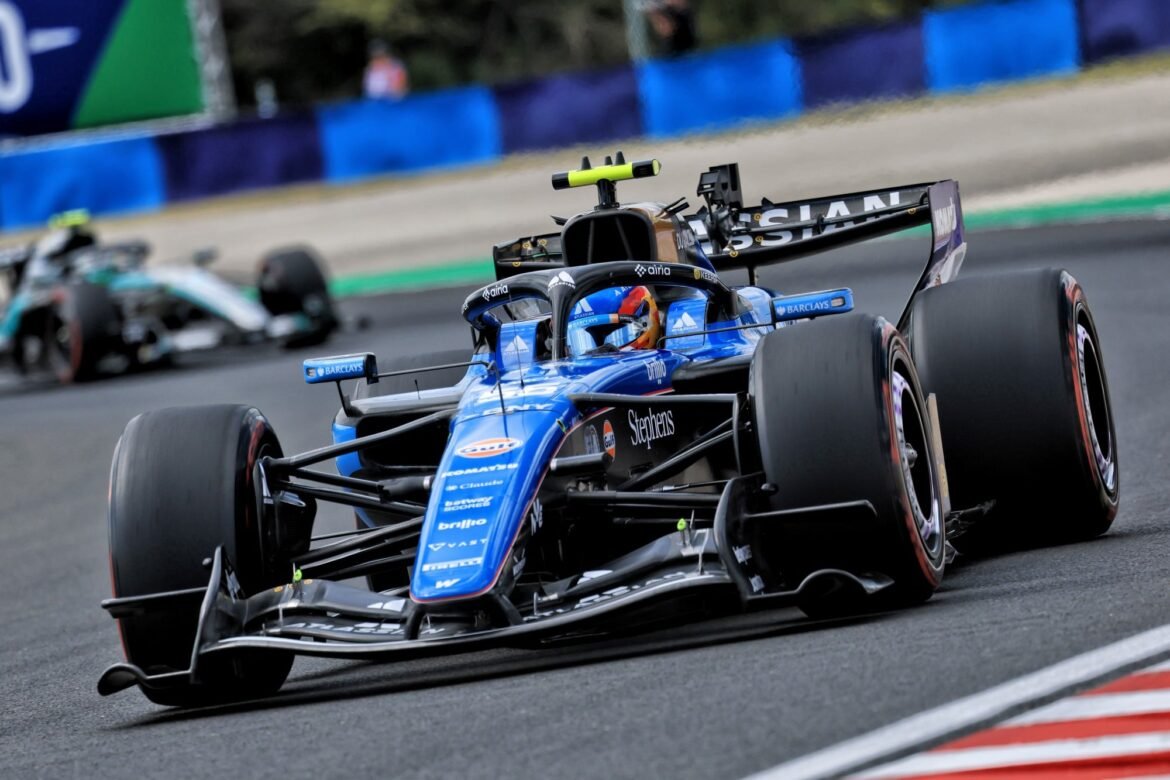 Sainz deseja uma carreira prolongada e não tem pressa para se aposentar.